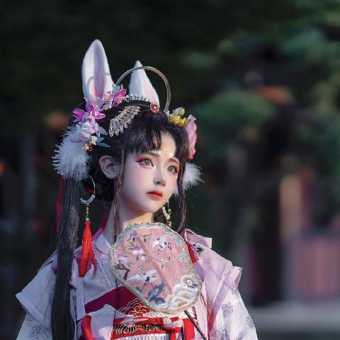 【色图】火辣少女