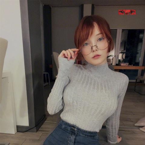 【色图】萝莉少女性感露出