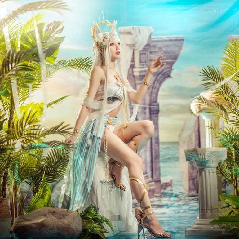 【COS】如月灰的白金泳装和不知火