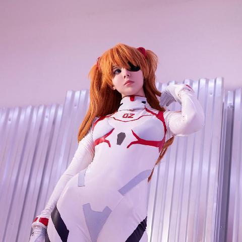 身材样貌都一流的Cosplay美女