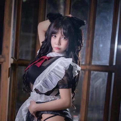 微博知名动漫博主抱走莫子 COSPLAY