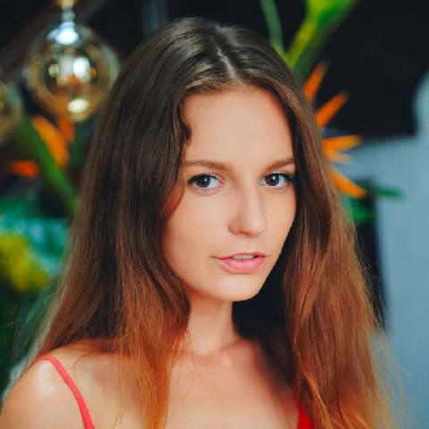 【色图】娇小玲珑的极品乌克兰美模大尺度自插浓毛粉逼写真 - Sofi Shane