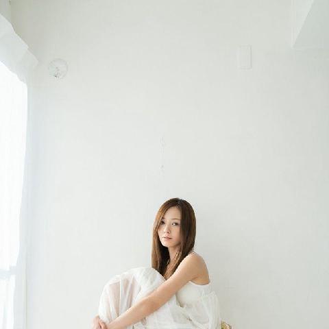 【色图】娇柔可爱东洋美少女在家中,懒洋洋的下午 - 希志爱野