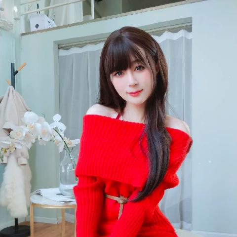 【色图】Coser@白银81: 自撮 红红火火