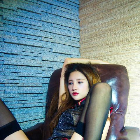 【美女图】苗条骨感辣妹阿莎销魂迷人湿鲍优雅宾馆大尺度私拍
