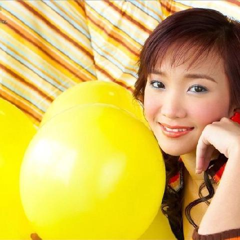 【色图】娇俏可爱的东南亚美少女大胆展露涨卜卜的嫩鲍 - Martiny-May
