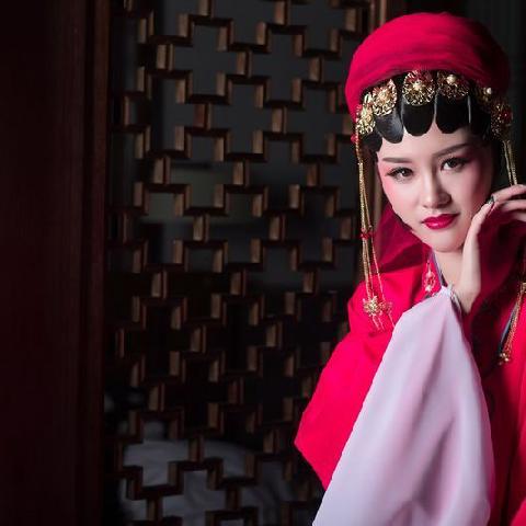 【色图】艳丽迷人的京剧花旦卸下锦衣秀晶莹玉体 - 海棠春