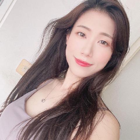 【美女图】气质优雅的美女子Jane