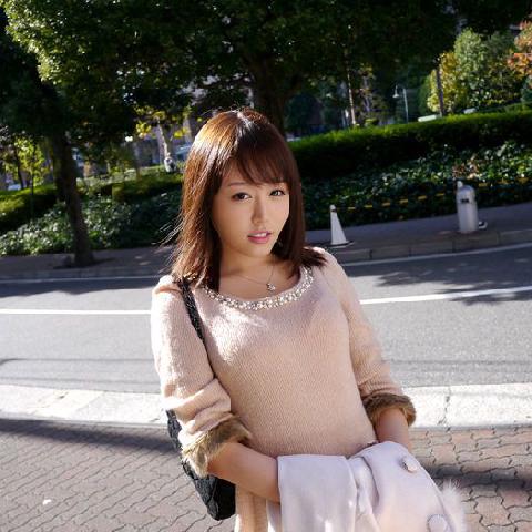 【色图】年轻的日本娇俏小OL酒店房内的勾人媚态 - 浜崎真绪