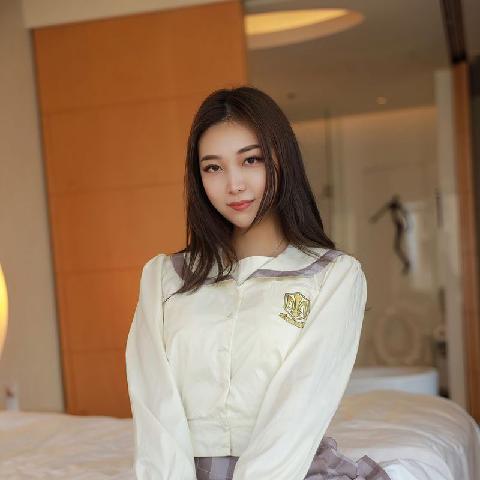 【色图】广东学生美模少女酒店床上的脱校服诱惑 - 郑颖姗