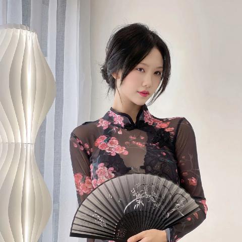 【色图】抖娘《 情趣旗袍》
